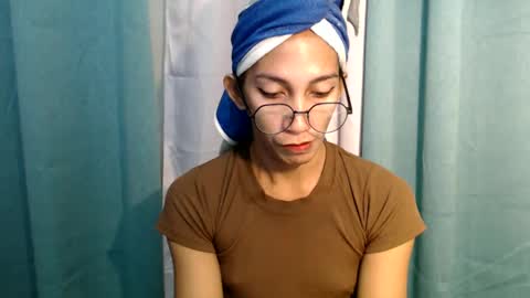 lucyLove online show from 03/11/25, 09:24