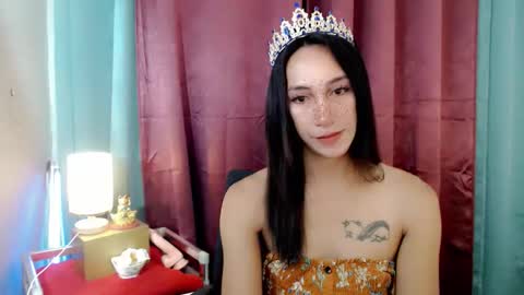 lucyLove online show from 04/24/26, 02:14
