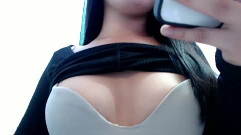 Pearly online show from 11/05/25, 01:05