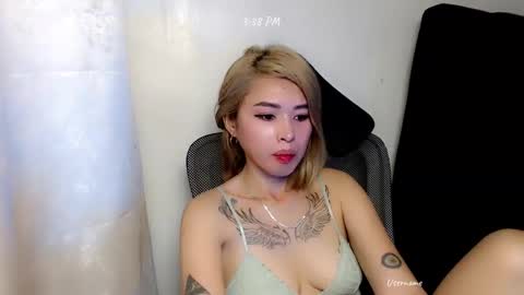 pinay_romancee online show from 11/27/25, 07:43