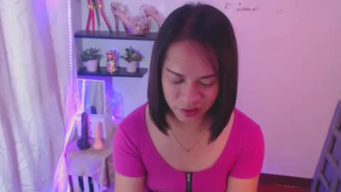 Snapshot of pinay_shawnx chatting on 02/21/25, 09:45 pinay_shawnx online show from 02/21/25, 09:45