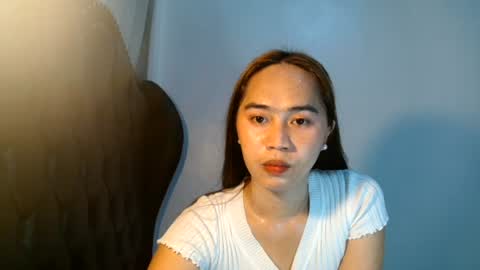 Snapshot of pinay_yahsy chatting on 06/24/26, 05:06 pinay_yahsy online show from 06/24/26, 05:06