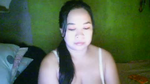 Snapshot of pinaycuddles chatting on 08/03/26, 06:23 pinaycuddles online show from 08/03/26, 06:23