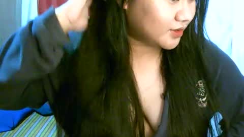 pinayjona online show from 09/25/25, 10:19