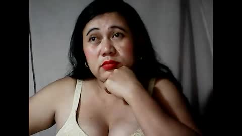 pinaymama12345 online show from 01/04/25, 02:04