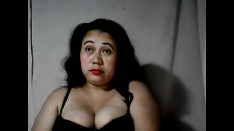 pinaymama12345 online show from 02/10/25, 12:18