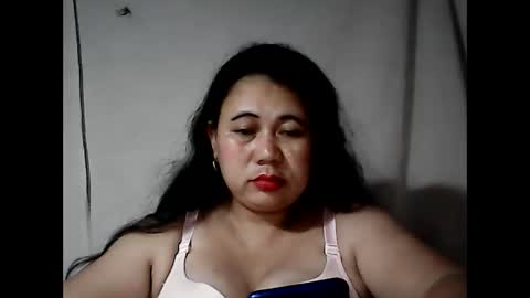 pinaymama12345 online show from 02/18/25, 08:49