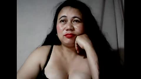 pinaymama12345 online show from 02/26/25, 11:48