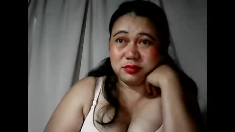 pinaymama12345 online show from 11/29/25, 10:13