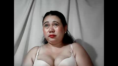 Snapshot of pinaymama12345 chatting on 05/11/26, 10:29 pinaymama12345 online show from 05/11/26, 10:29