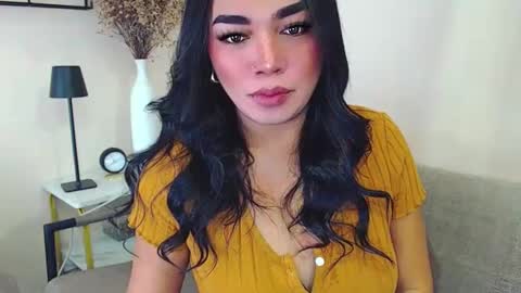 Snapshot of pinaymorena69 chatting on 03/09/25, 10:52 Just cath  online show from 03/09/25, 10:52