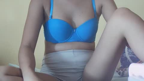 pinaysweet_couple online show from 11/12/25, 03:29