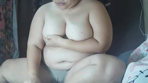 Snapshot of pinaysweet_couple chatting on 02/14/26, 11:51 pinaysweet_couple online show from 02/14/26, 11:51