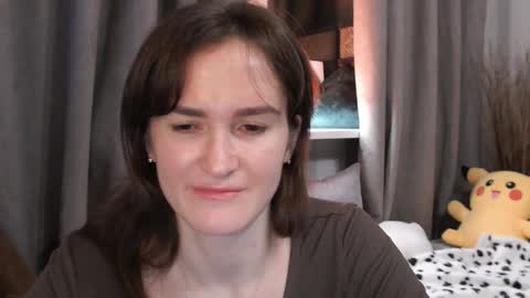 Snapshot of pineapple__mood chatting on 01/17/25, 06:23 online show from 01/17/25, 06:23