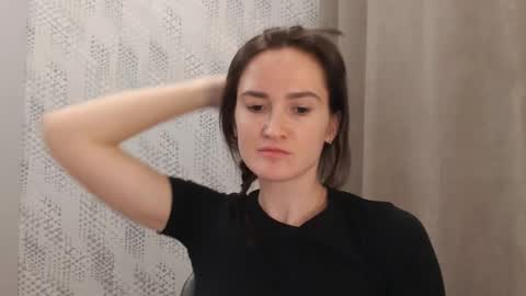 Snapshot of pineapple__mood chatting on 01/25/25, 07:28 online show from 01/25/25, 07:28
