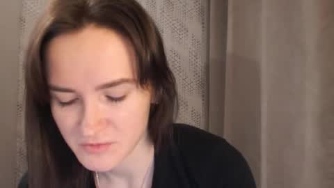 Snapshot of pineapple__mood chatting on 01/26/25, 06:06 online show from 01/26/25, 06:06