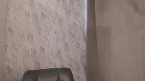Snapshot of pineapple__mood chatting on 01/29/25, 09:01 online show from 01/29/25, 09:01