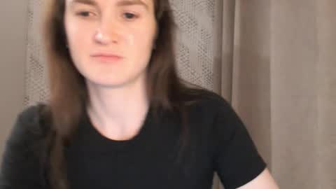 Snapshot of pineapple__mood chatting on 02/10/25, 05:30 online show from 02/10/25, 05:30