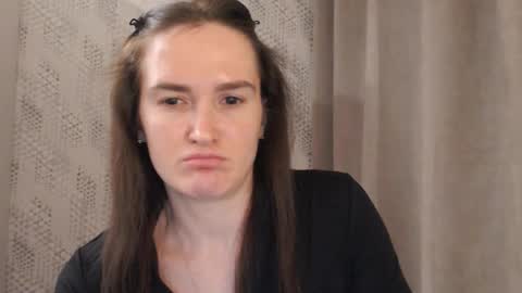 Snapshot of pineapple__mood chatting on 02/11/25, 07:16 online show from 02/11/25, 07:16