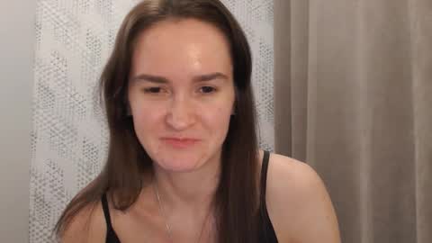 Snapshot of pineapple__mood chatting on 03/11/25, 04:51 online show from 03/11/25, 04:51