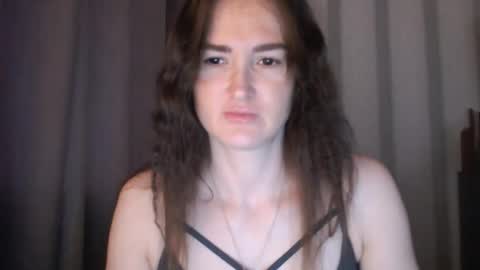 Snapshot of pineapple__mood chatting on 09/28/25, 06:52 online show from 09/28/25, 06:52