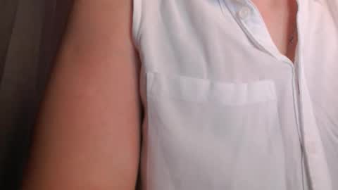       online show from 10/27/25, 06:28