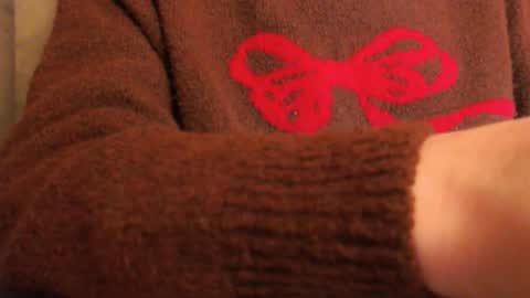       online show from 11/22/25, 08:02