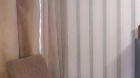      online show from 06/08/26, 08:15