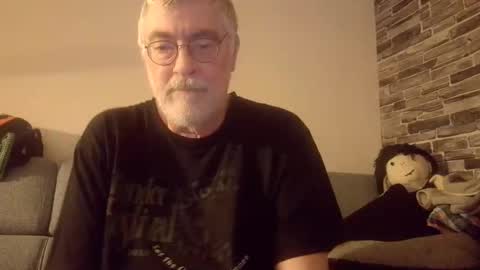 Michael online show from 12/20/25, 08:05