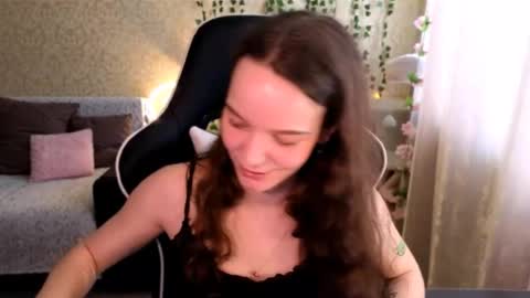 Snapshot of pink__sun chatting on 03/16/26, 05:44 Stephanie online show from 03/16/26, 05:44
