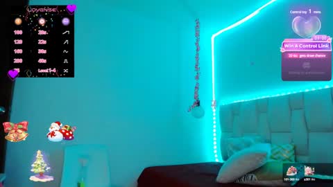 Snapshot of pink__tiffany chatting on 12/14/24, 01:50 tiffany online show from 12/14/24, 01:50