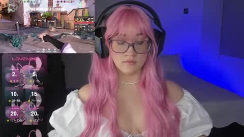 Snapshot of pink_angell chatting on 01/15/25, 01:56 Emilly Santis online show from 01/15/25, 01:56