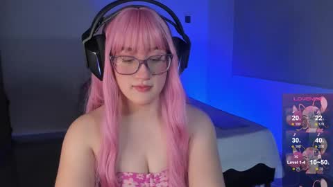 Snapshot of pink_angell chatting on 02/11/25, 02:57 Emilly Santis online show from 02/11/25, 02:57