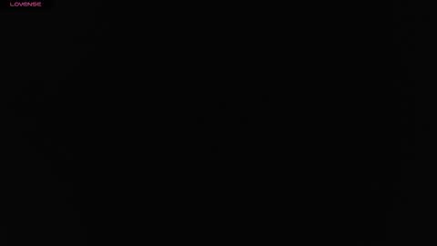 pink_love_25 online show from 10/20/25, 03:51