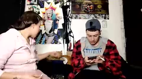 Snapshot of pink_peyton chatting on 12/19/24, 02:01 Pink peyton online show from 12/19/24, 02:01