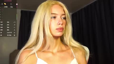 Kate online show from 10/17/25, 05:37