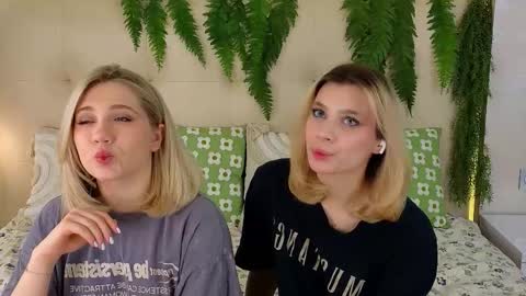 Adele online show from 11/03/25, 08:59