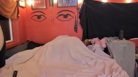 Virginity smiles online show from 02/22/25, 11:02