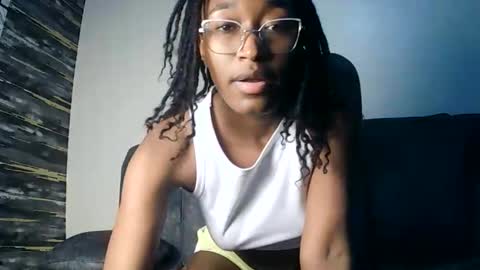 PinkyAura online show from 02/20/26, 04:07