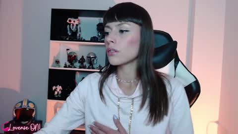 Snapshot of pinkcatlive chatting on 01/23/25, 12:35 Emily online show from 01/23/25, 12:35