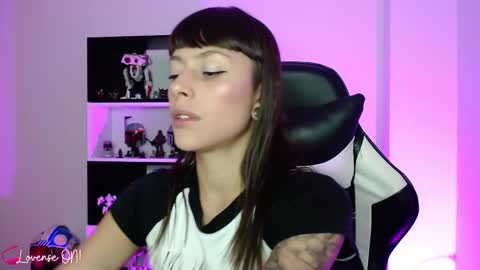 Snapshot of pinkcatlive chatting on 03/09/25, 11:14 Emily online show from 03/09/25, 11:14