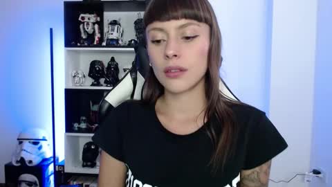 Snapshot of pinkcatlive chatting on 09/26/25, 06:45 Emily online show from 09/26/25, 06:45