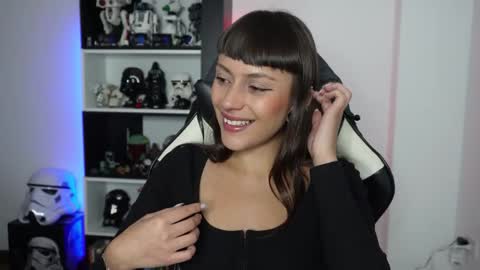 Snapshot of pinkcatlive chatting on 01/15/26, 10:46 Emily online show from 01/15/26, 10:46