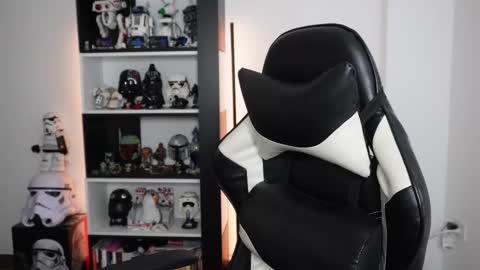 Snapshot of pinkcatlive chatting on 02/07/26, 05:16 Emily online show from 02/07/26, 05:16