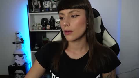 Snapshot of pinkcatlive chatting on 05/07/26, 07:52 Emily online show from 05/07/26, 07:52