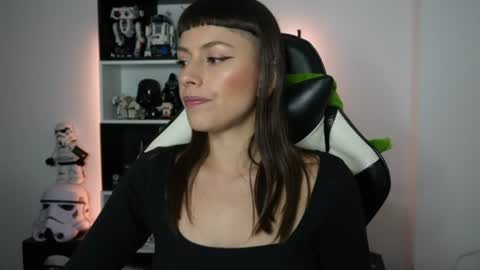 Emily online show from 07/01/26, 12:01