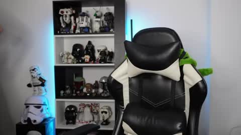 Emily online show from 07/15/26, 05:40