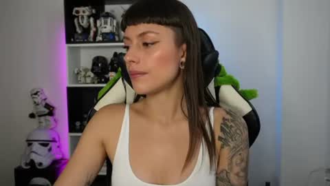 Emily online show from 07/22/26, 01:47