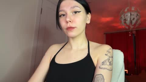 pinkdollylovv online show from 02/01/25, 10:23