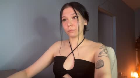 pinkdollylovv online show from 05/19/26, 08:48